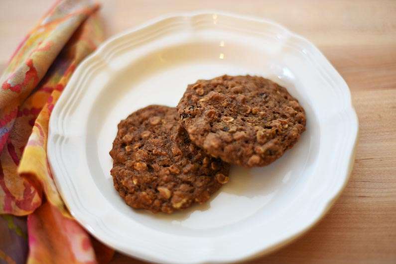 2017-11-28 Pumpkin Oatmeal Cookies with Walnuts & Raisins - cookies ready to eat